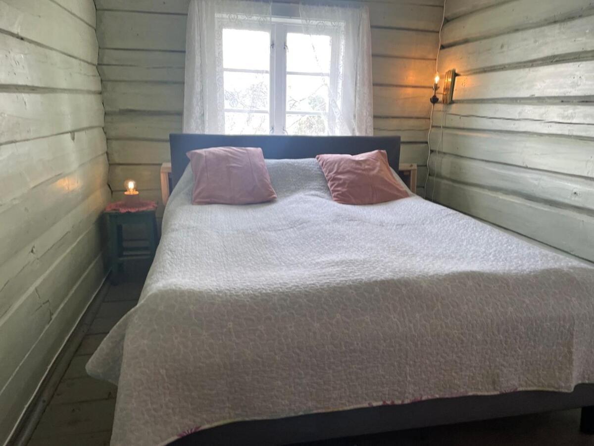 Holiday home Draget Gard *